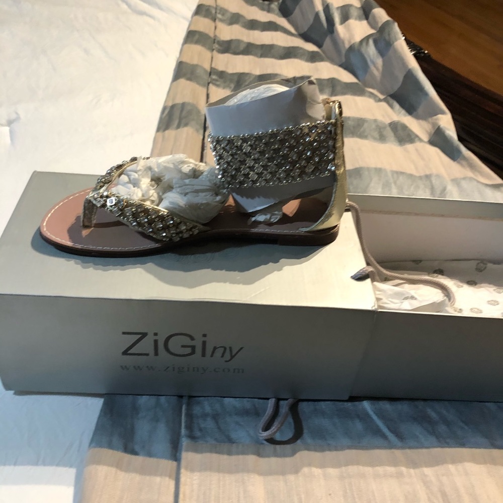ZiGiny Gold Gem Sandals